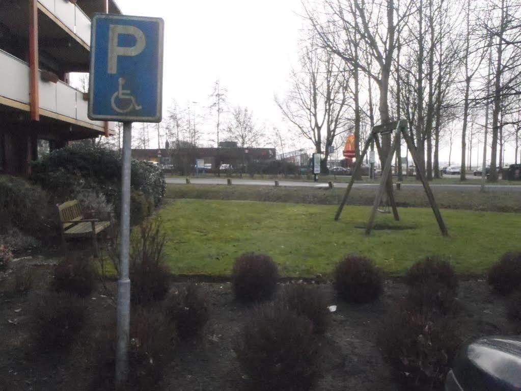 Campanile Hotel & Restaurant Leeuwarden Luaran gambar